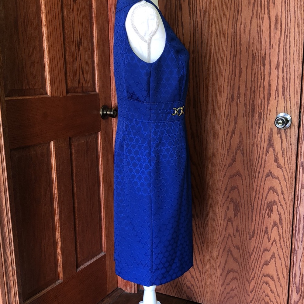 Tahari Sheath Dress - Picture 10 of 11